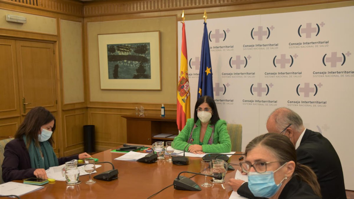 La quarentena per positiu de covid-19 serà d'una setmana