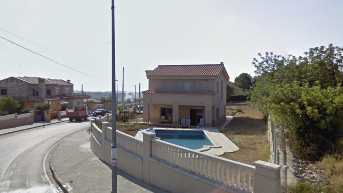 La urbanización Brisas del Mar de Altafulla sobreexplota el acuífero y se queda sin agua por|para el consumo