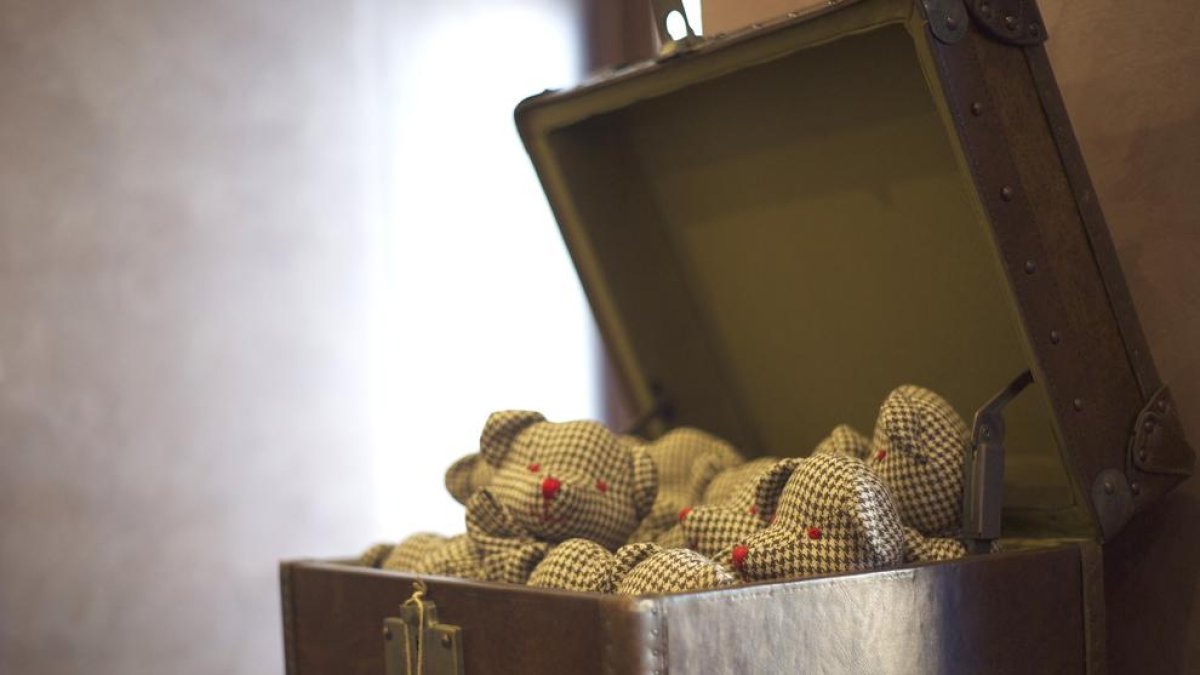 Encuentran a un niño de 4 años que había desaparecido asfixiado en su baúl de los juguetes