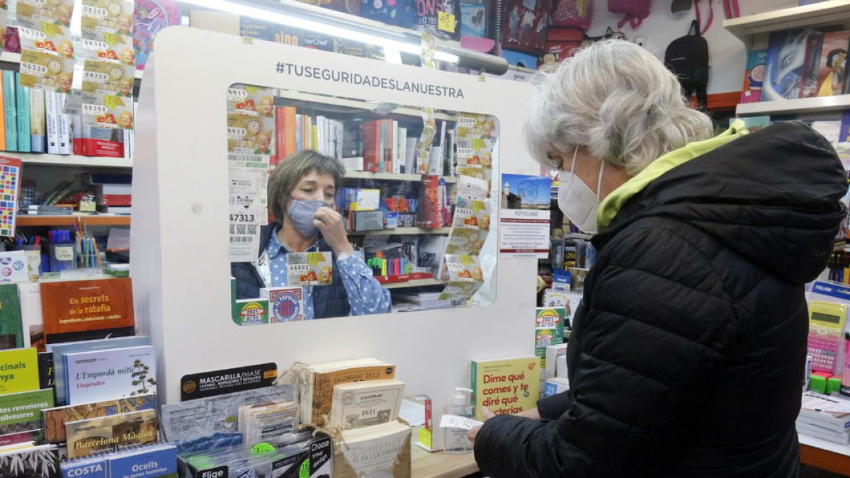 El 44111, el segundo premio de la Grande de Fin de Año, reparte 65.000 por billete en Barcelona y Granollers