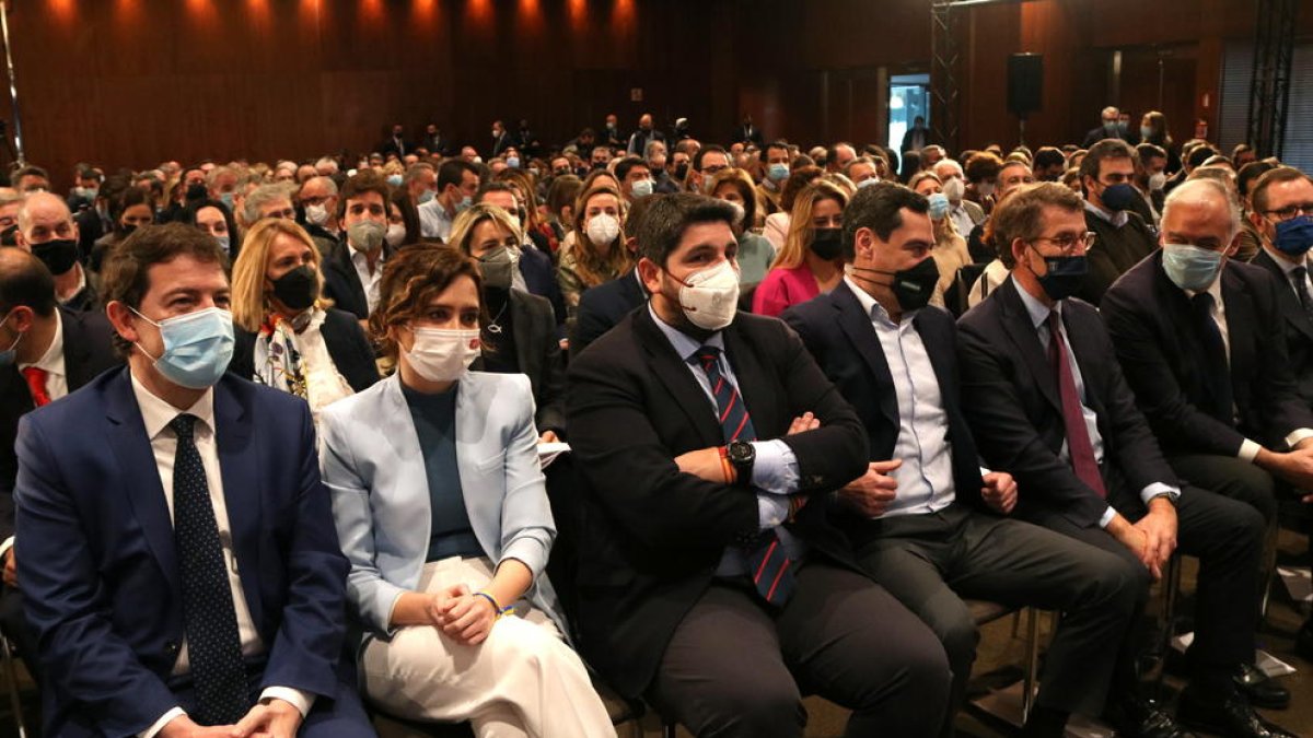 El PP convoca el congrés extraordinari per triar nou líder els dies 1 i 2 d'abril a Sevilla