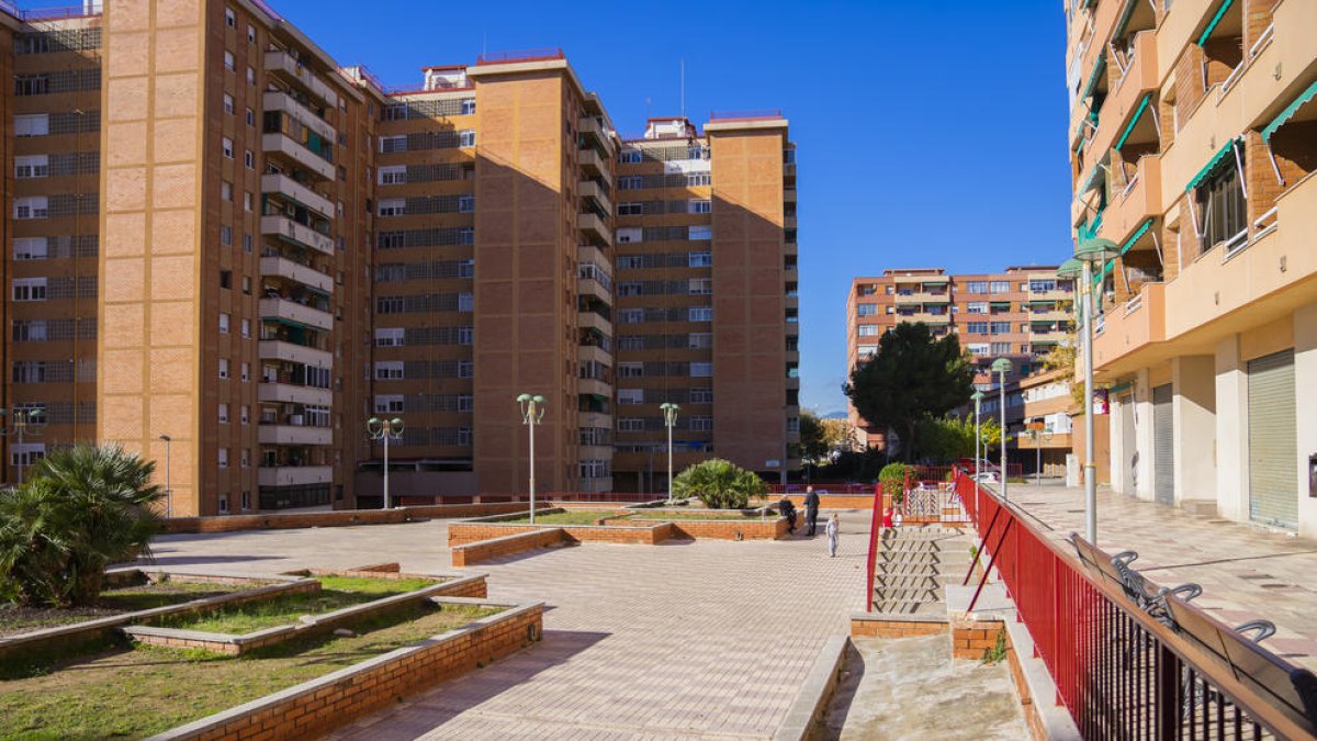 El Ayuntamiento de Tarragona rehabilitará la plaza de la 5ª promoción en SPiSP