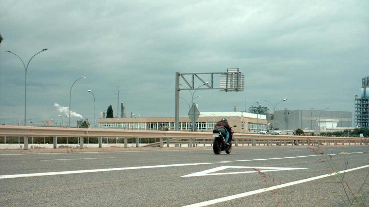 Enxampen un conductor circulant amb moto a 200 km/h en un tram limitat a 100 a Vila-seca