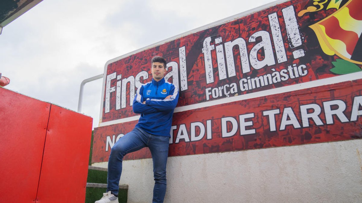 «Como defensa, tengo que ser muy regular y no puedo cometer errores chapuceros»