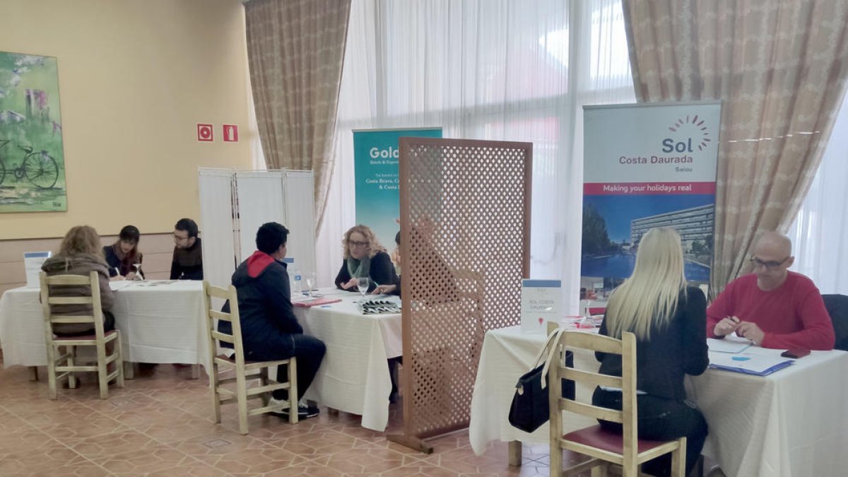 La Jornada 'Treballa al Turisme' permetrà als visitants entregar currículums i acollirà entrevistes de selecció de personal