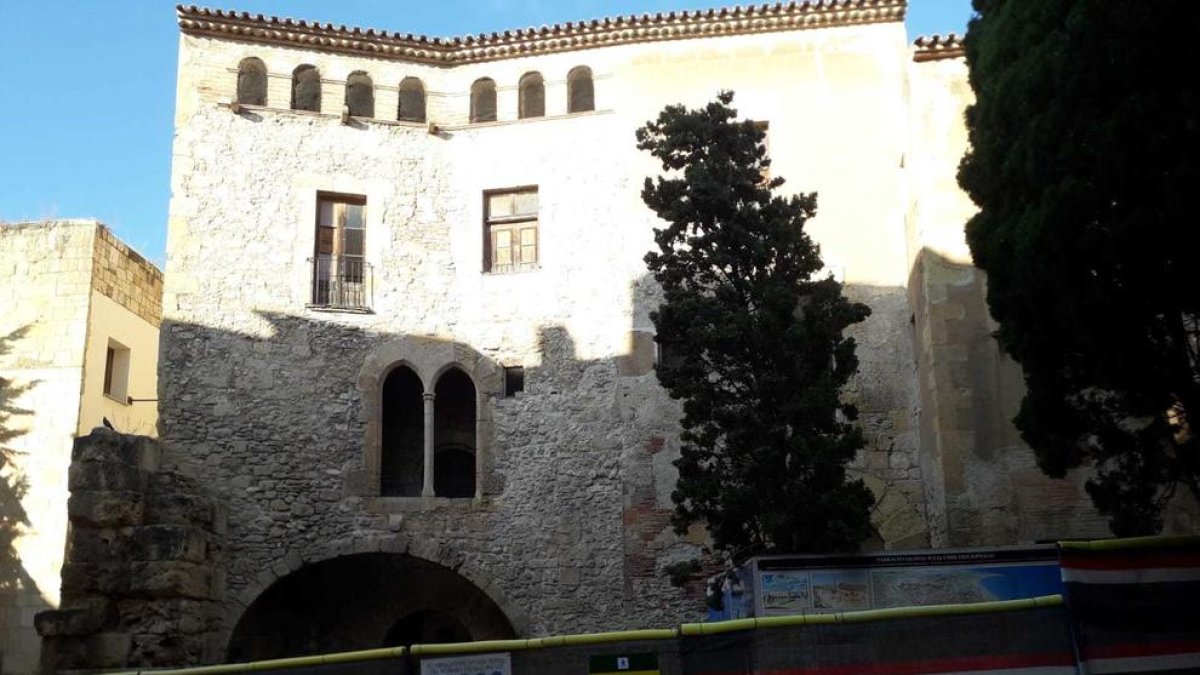 Empiezan las obras de Ca l'Agapito, en Tarragona, que se alargarán hasta el verano