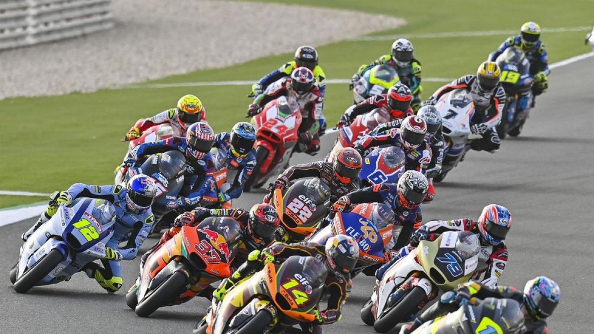 Jeremy Alcoba arrenca el mundial de Moto 2 amb una catorzena posició