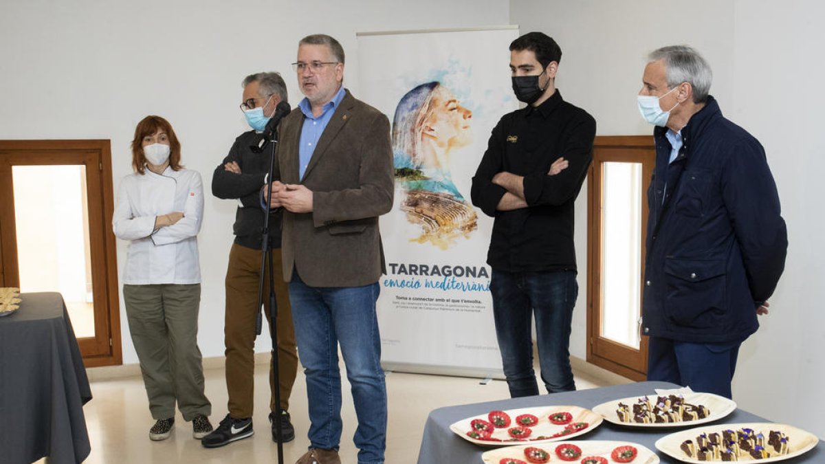 L'Ajuntament reconeix el talent dels dos restaurants tarragonins distingits amb Soles Repsol