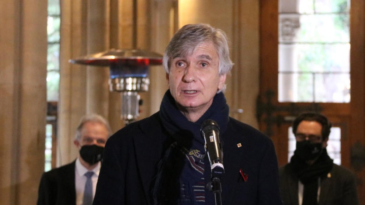 Argimon demana cursar la baixa de metges i mestres amb una declaració autoresponsable per accelerar el procés