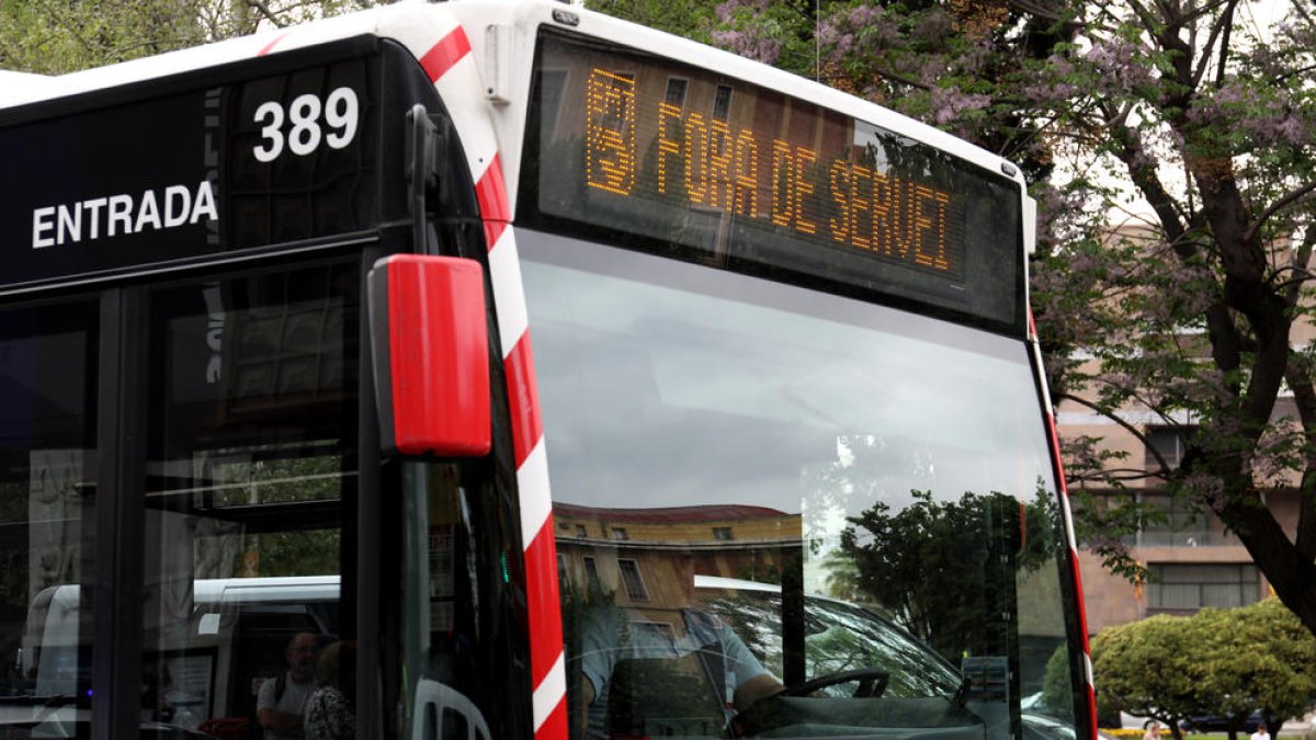 L'EMT preveu afectacions 'sine die' en les seves línies d'autobús urbà