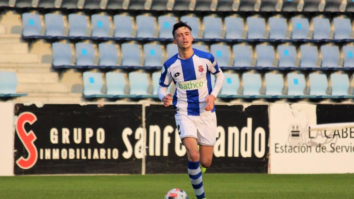 El CF Pobla de Mafumet ficha al central Fernando Torre