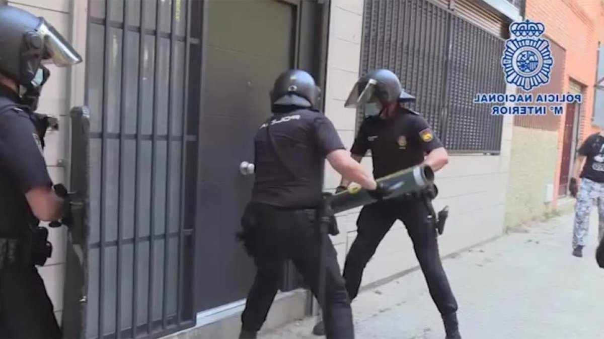 Cae la banda|lado que había conseguido robar un camión con un millón de euros en ordenadores