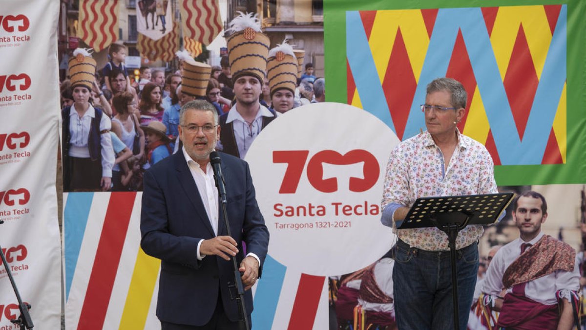 La CUP discrepa de la organización de la fiesta de Santa Tecla 700