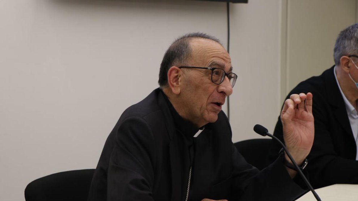 La Conferencia Episcopal asegura que investigará los abusos en las diócesis y descarta una comisión independiente