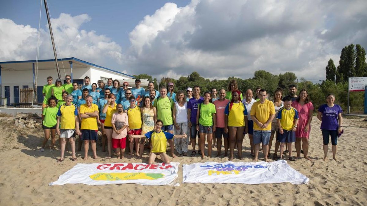 La platja Llarga acull la segona edició d'Onades inclusives