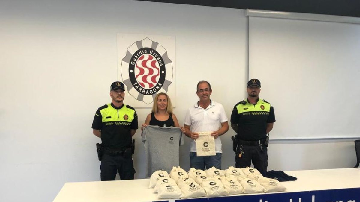 La Urbana de Tarragona torna a tenir 'kits de substència' per banyistes que pateixen un robatori a les platges