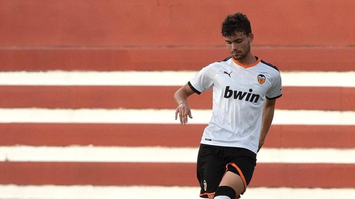 El Nàstic fitxa Sergio Bono, que jugarà amb la Pobla, però entrenarà amb el primer equip