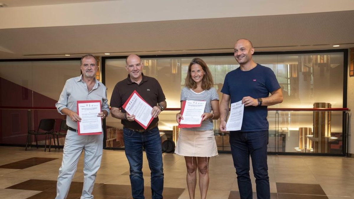 TAC12 y La Xarxa Audiovisual Local retransmitirán en directo el XXVIII.º Concurs de Castells