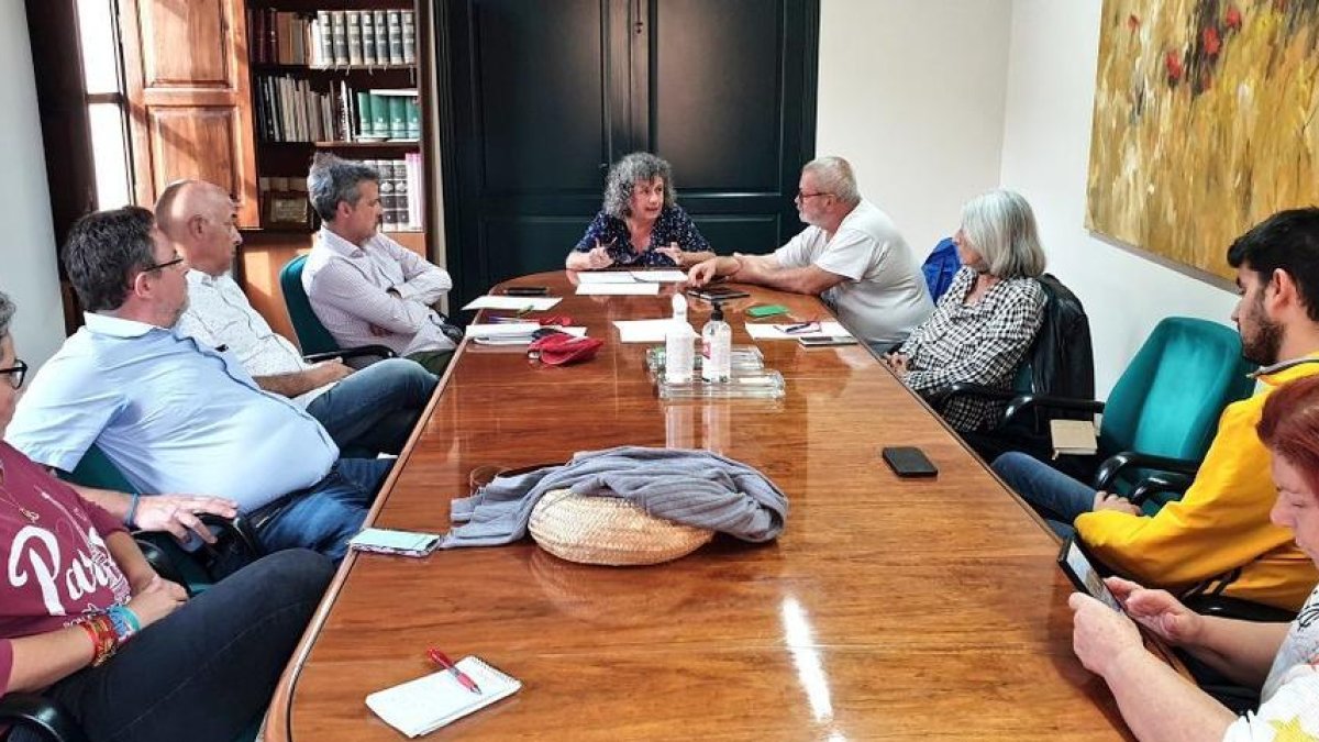 Altafulla fa una crida al voluntariat per posar a punt els centres de cara al dilluns