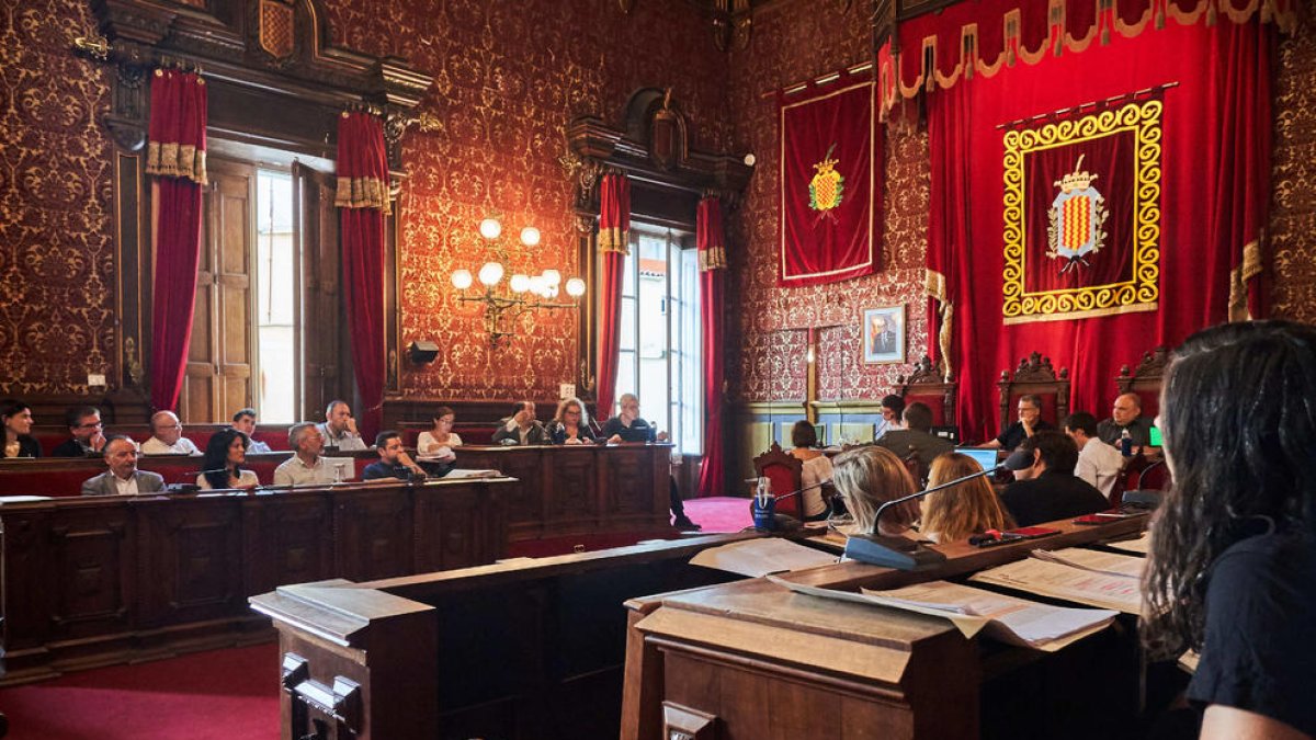 El equipo de gobierno empieza a aplicar los presupuestos prorrogados