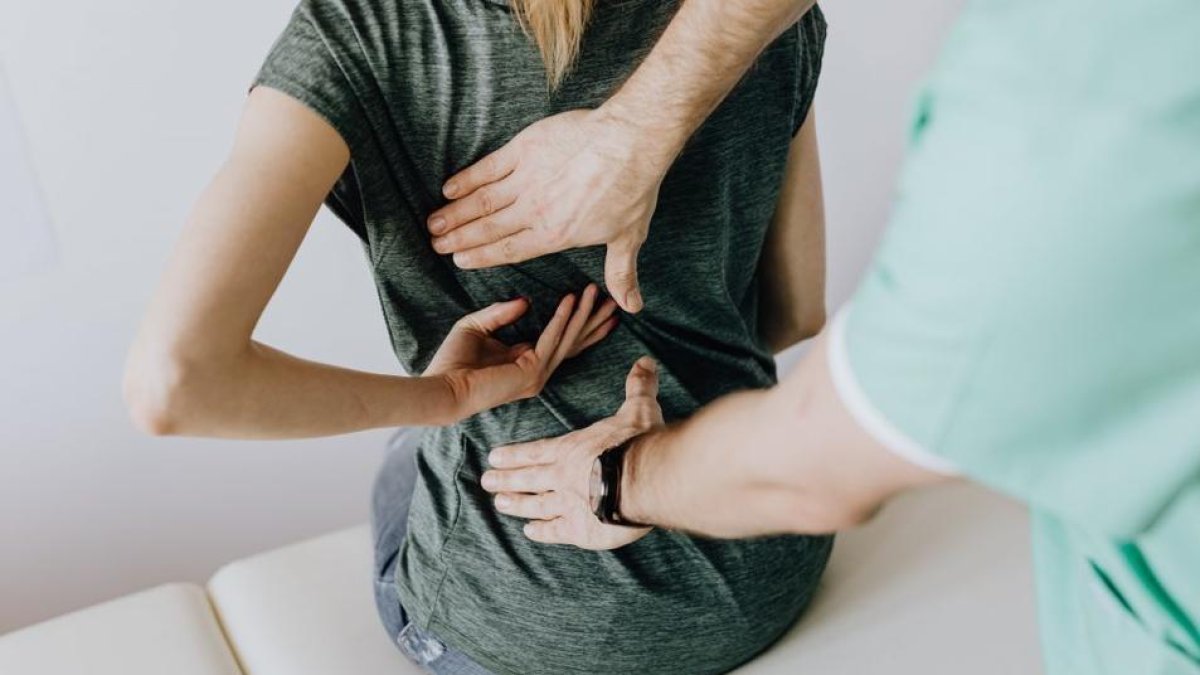 Com diferenciar el dolor de ronyó del dolor d'esquena