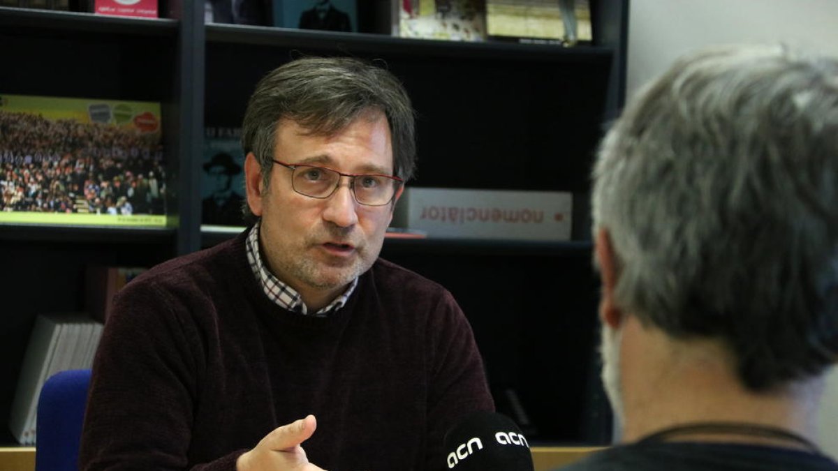 Francesc Xavier Vila: «S'està treballant perquè dimarts les escoles sàpiguen què fer»