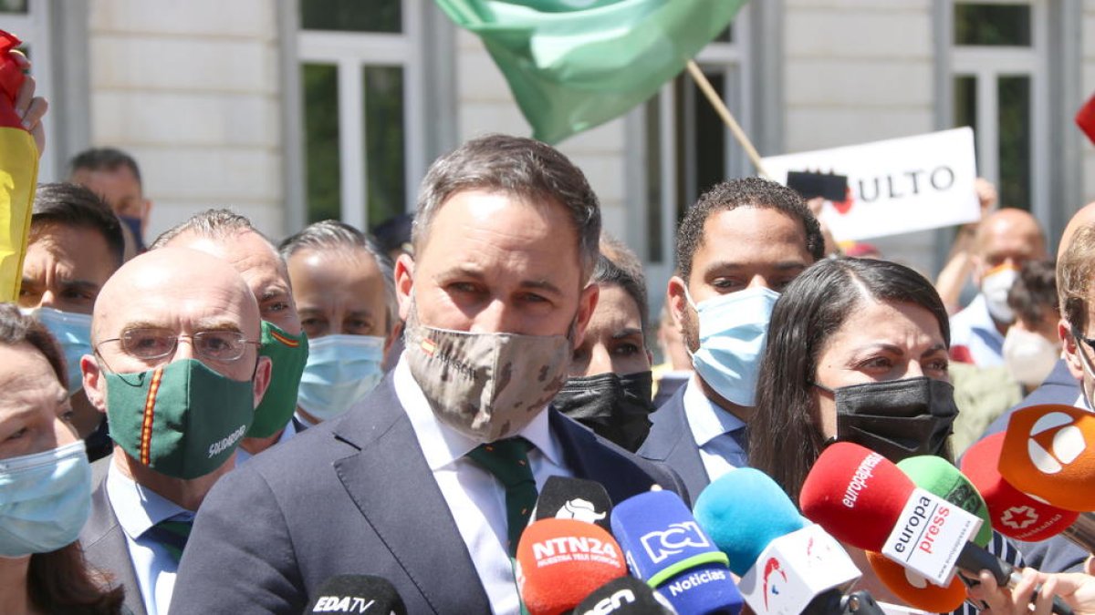 Vox se compromete a acabar con la autonomía catalana en el programa electoral de Andalucía