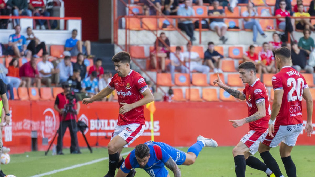 El Nàstic se consagra a encadenar partidos dejando la portería a cero