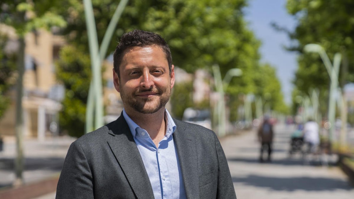 «Los barrios sufren una dejadez en microurbanismo»