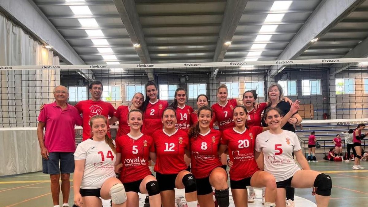 El CV Sant Pere i Sant Pau femení assoleix la permanència