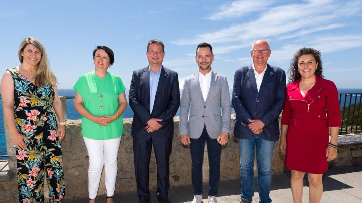 Ibiza, Dénia y Cambrils se unen para promocionar el programa «Viu la Posidònia»
