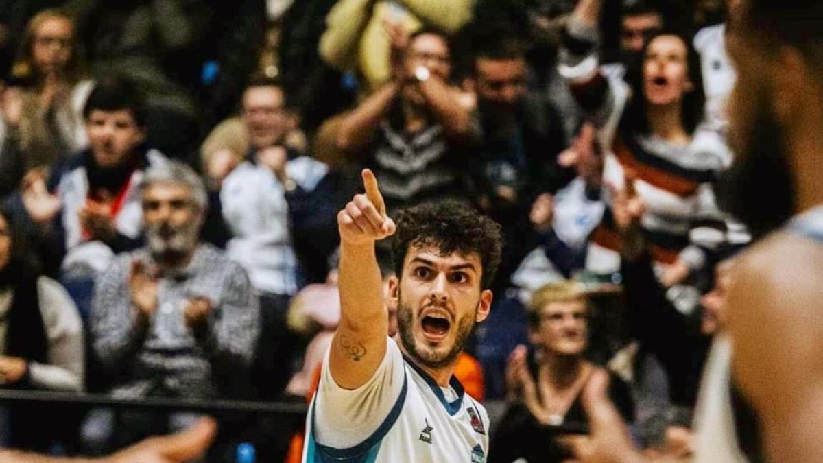 El CB Salou fitxa el base Xavi Hernández