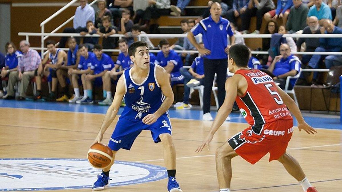 David Fernández renova amb el CBT