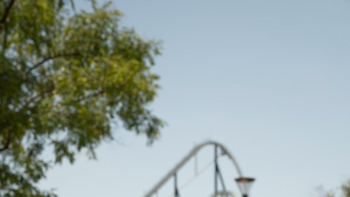 Endesa instal·larà 150 punts de recàrrega per a cotxes elèctrics a PortAventura