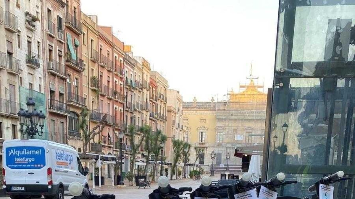 Els patinets de Tier circulen per Tarragona amb tres setmanes de retard
