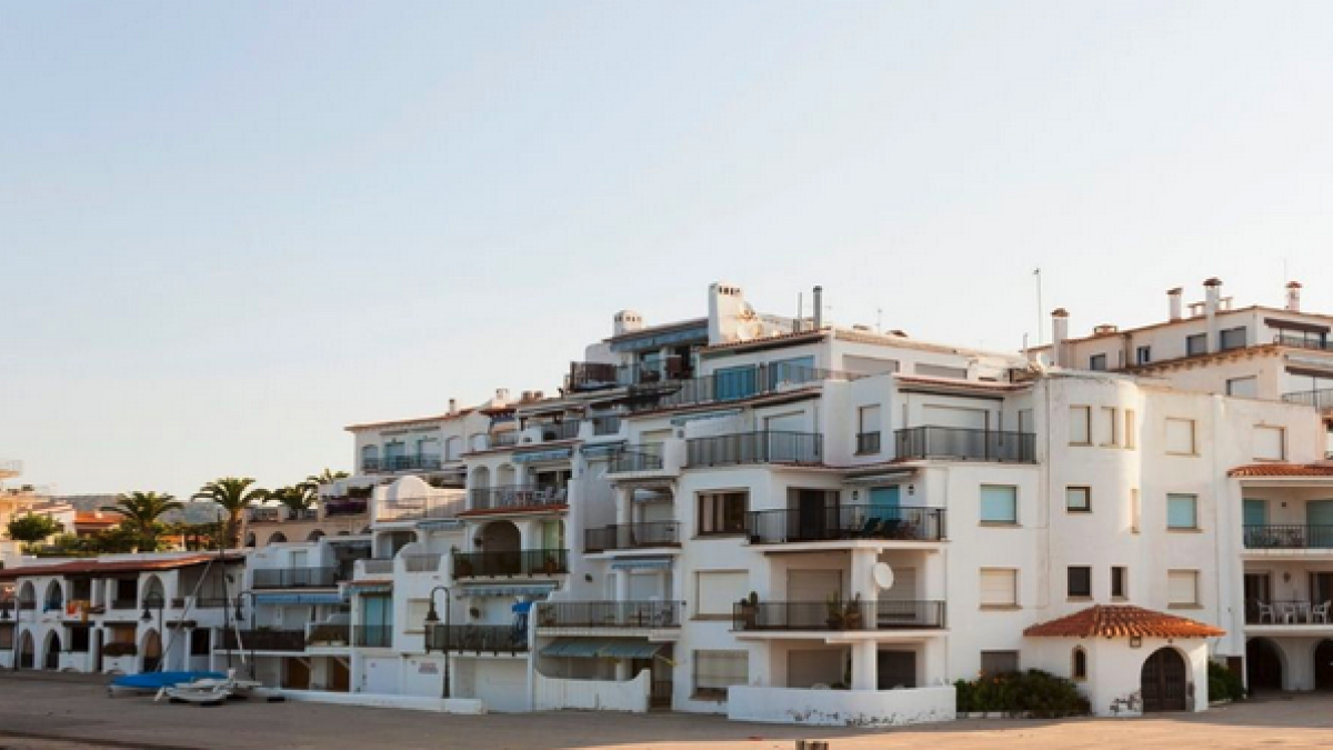 Roda de Berà envía 50 notificaciones a pisos turísticos 'irregulares'