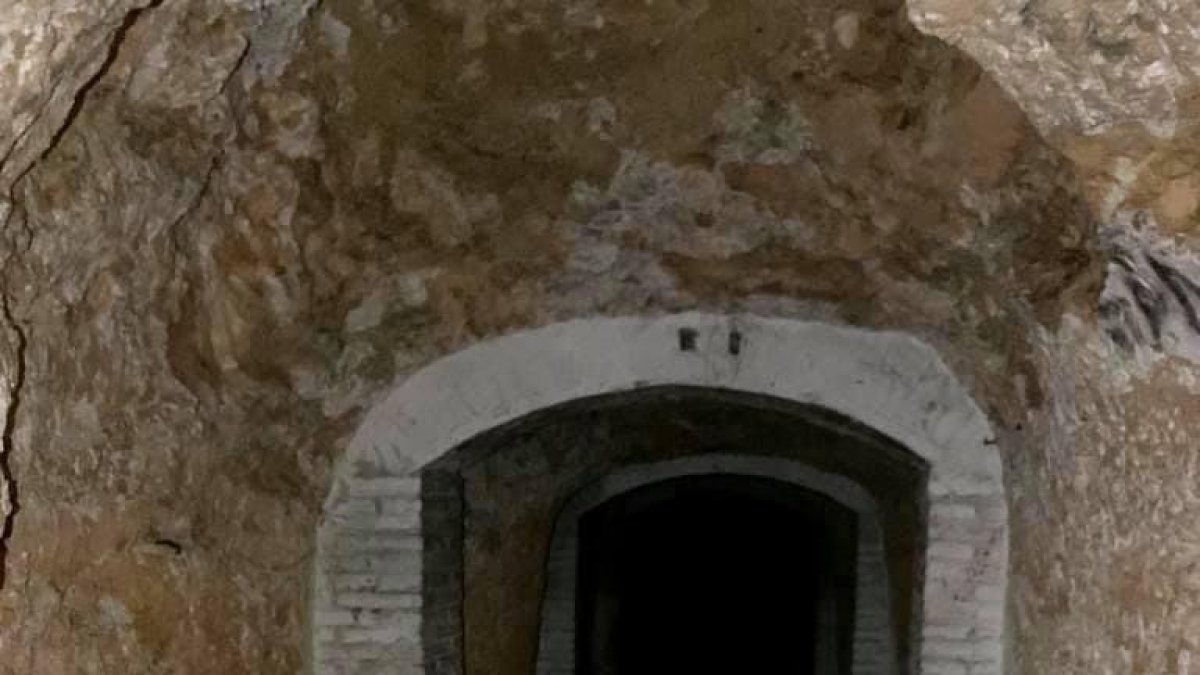 Constantí inicia las obras de rehabilitación del antiguo refugio antiaéreo