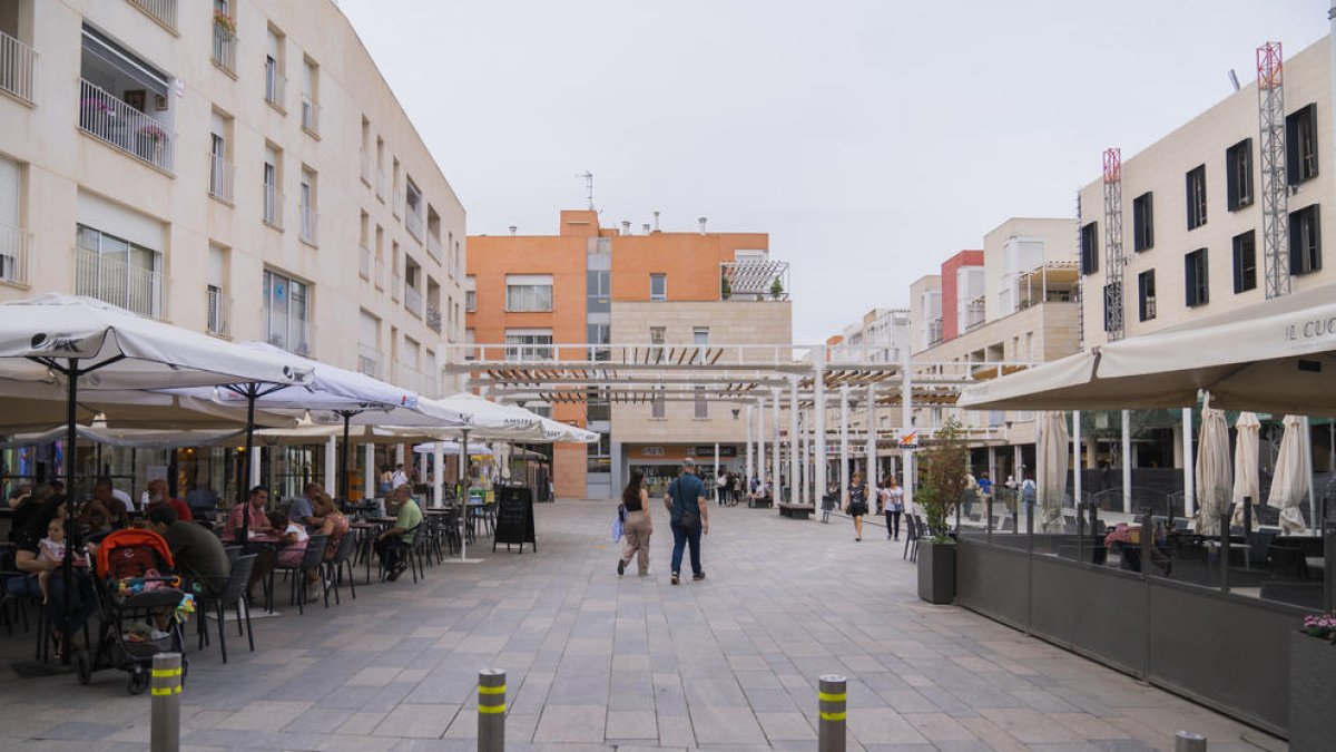 Vecinos y restaurantes del Pañol de Reus hartos de las fiestas en Evarist Fàbregas