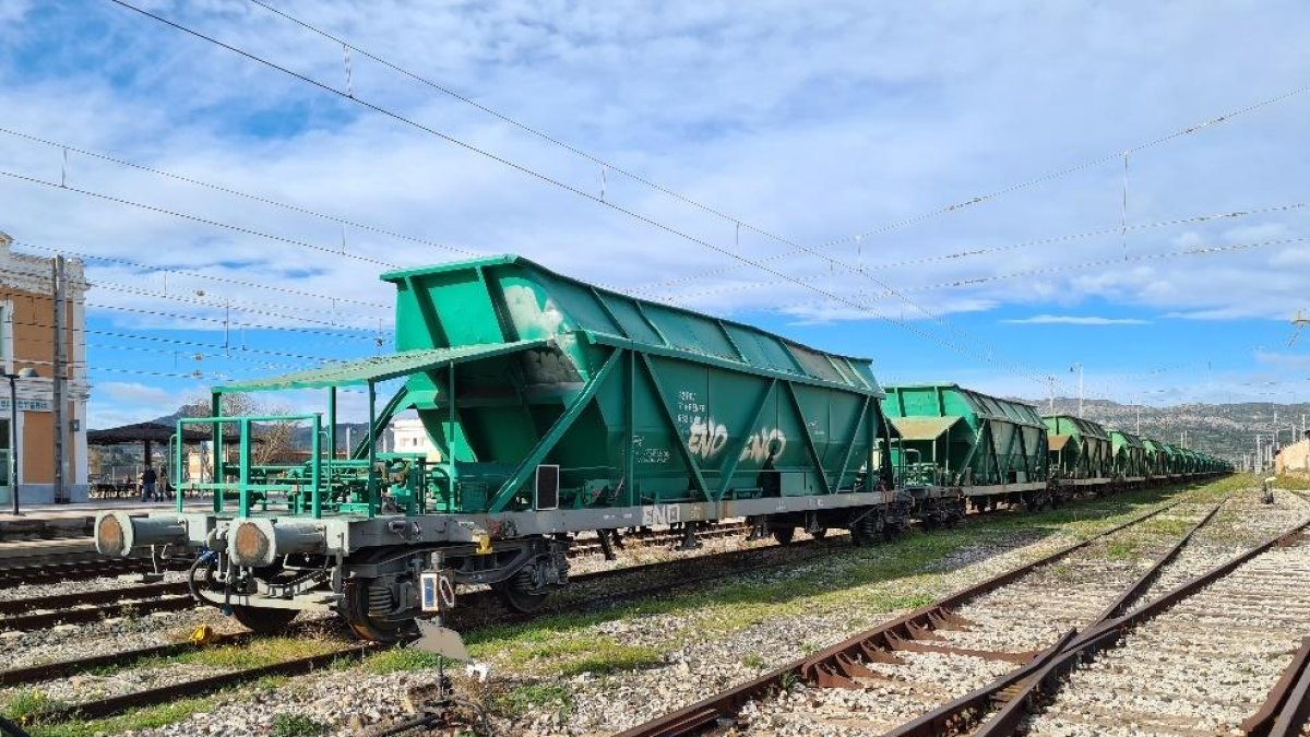 Renfe cede ocho vagones para el Museo del Ferrocarril de Móra la Nova
