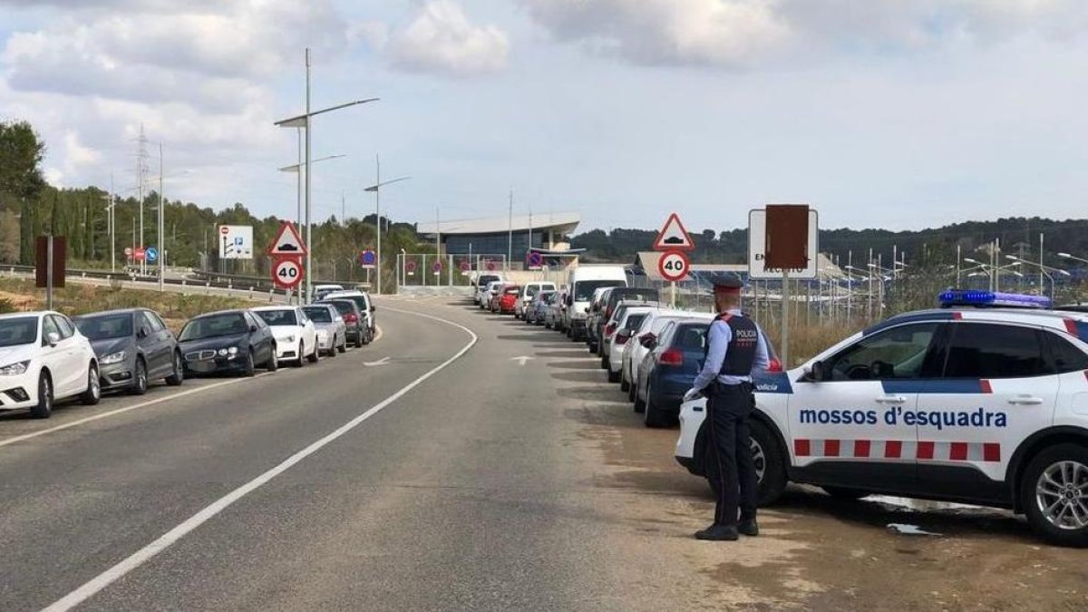 Detenido 'in fraganti' mientras robaba en los coches estacionados en la estación del AVE