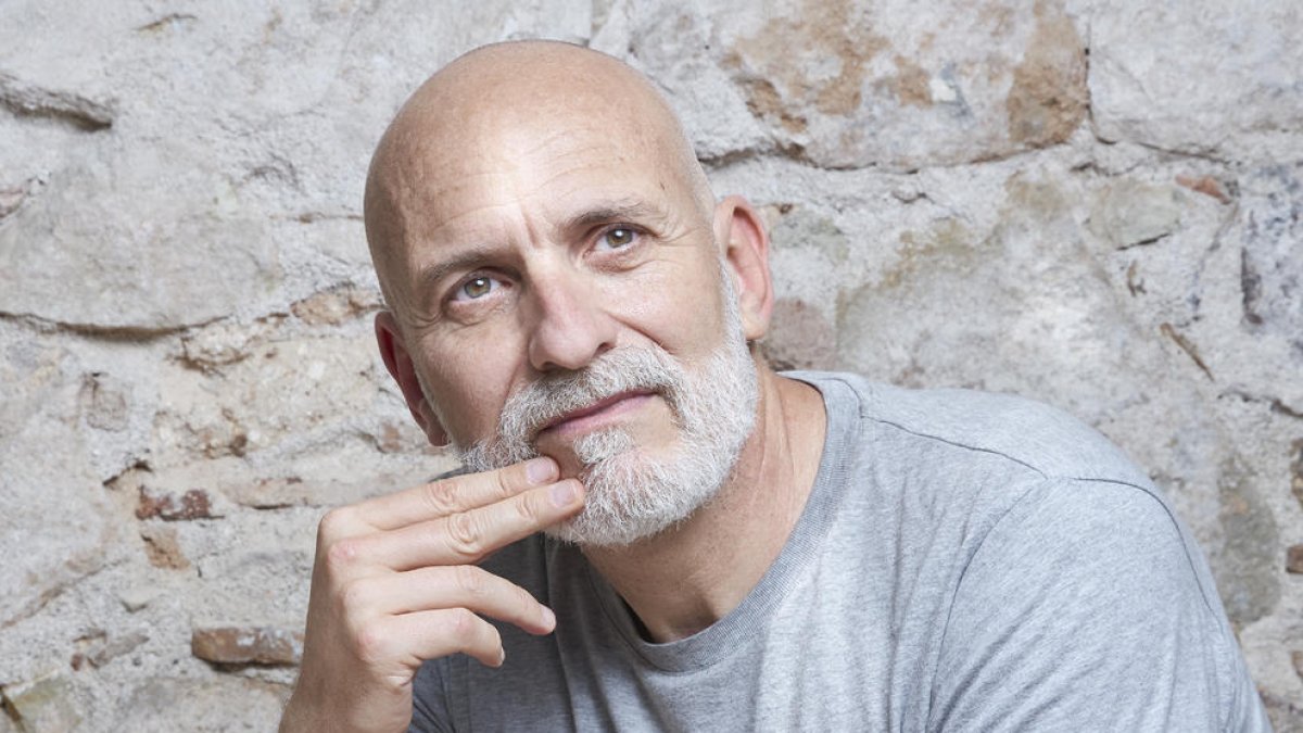 L'escriptor Alejandro Palomas confesa que va patir abusos sexuals per part d'un religiós