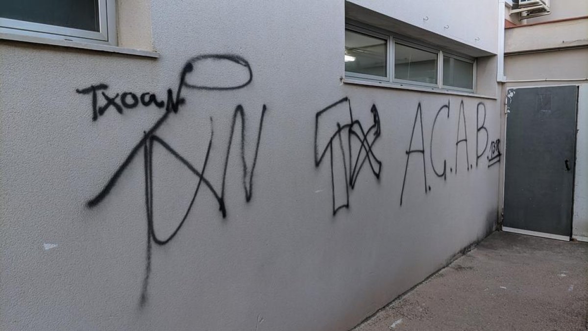 La Urbana de Tarragona prepara una denúncia col·lectiva per les pintades il·legals