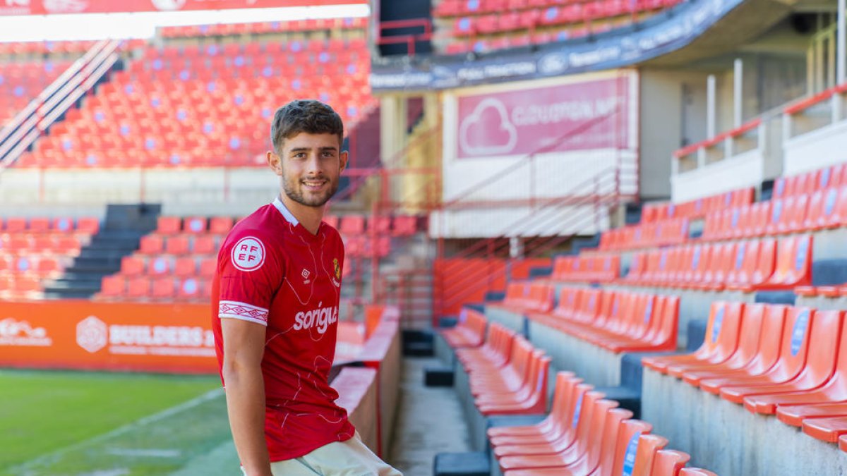 Oficial: Maurizio Pochettino renueva con el Nàstic