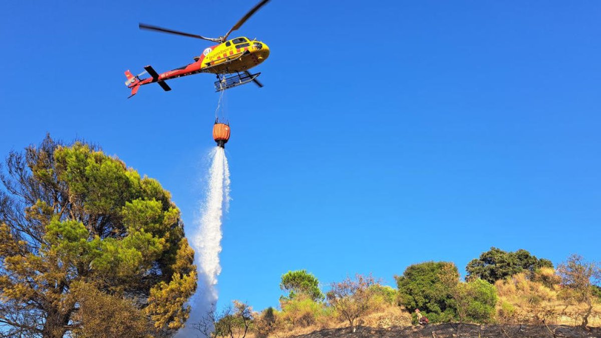 Extingit un incendi a l'urbanització Els Servians d'Alforja