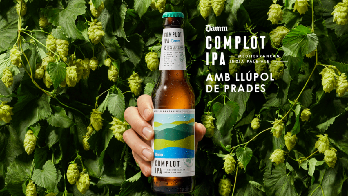 La nova campanya d'Estrella Damm promociona el llúpol de Prades