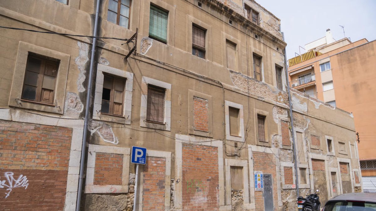 L'Ajuntament de Tarragona habilitarà un nou centre cívic al carrer de Santiyán
