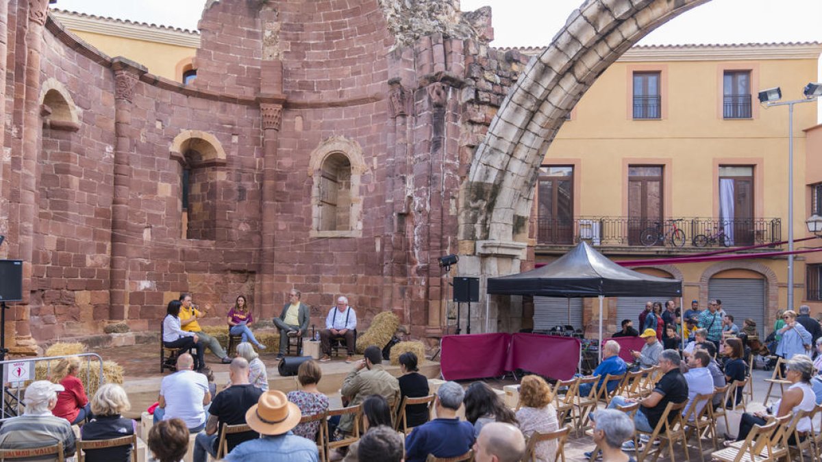 La lluvia da tregua a la 20.ª edición de la Feria de Bandoleros de Alcover