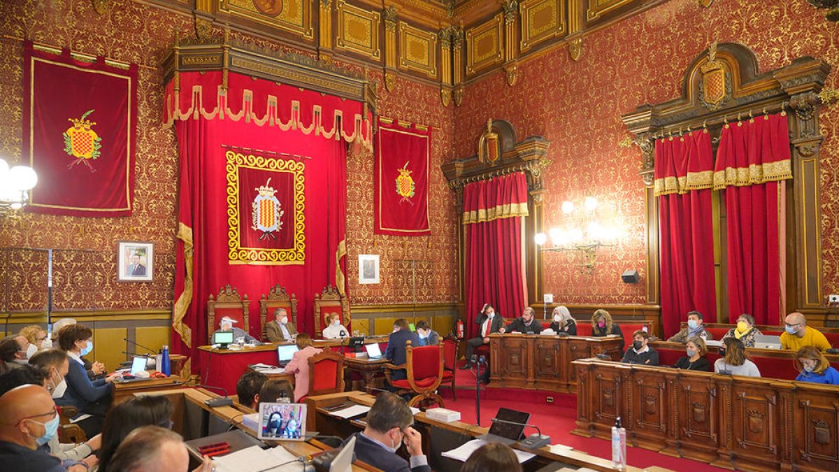 ECP vota amb el govern i permet que s'aprovi el modificatiu de crèdit a Tarragona