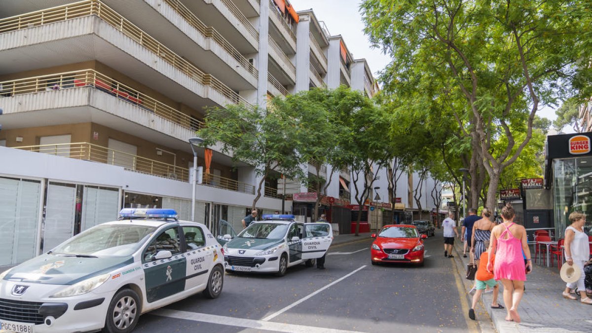 La operación contra los Trinitarios en Salou acaba con nueve detenidos