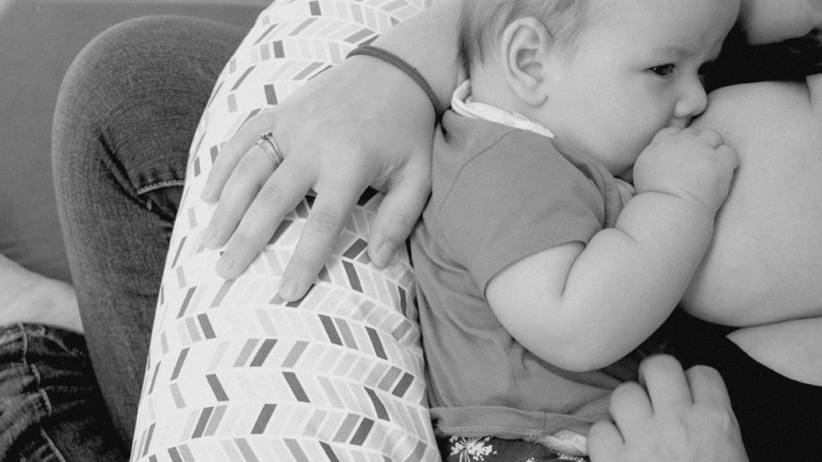 L'Hospital Joan XXIII promou els beneficis de la lactància materna